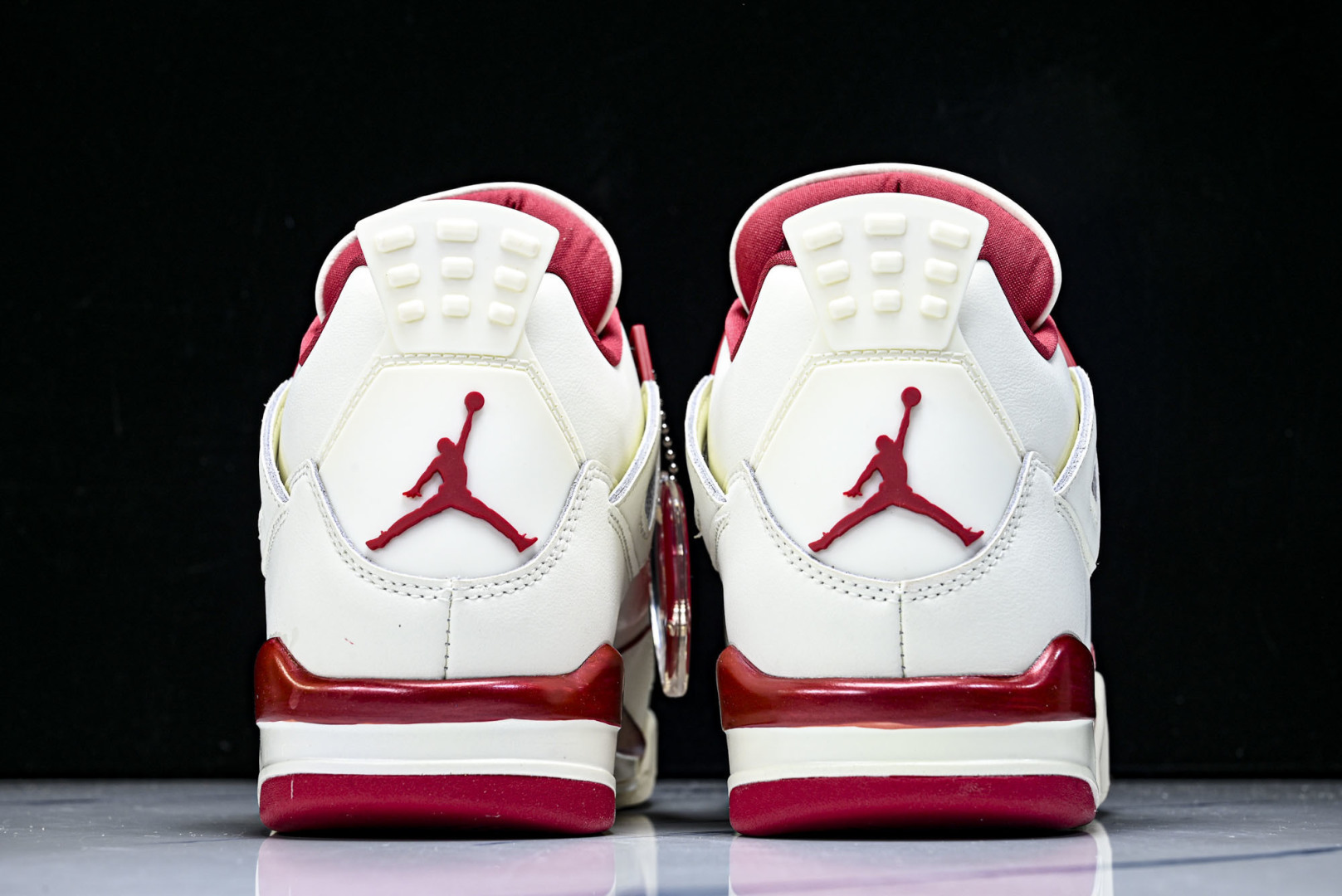 AJ4 EUR:40-48.5P:480纯原-Air Jordan 4 “Sierra Red”情人节白