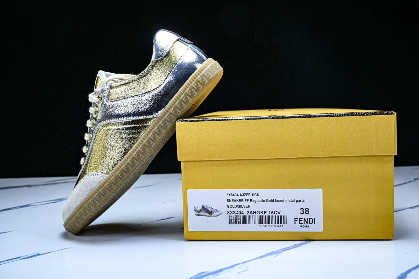 芬迪 EUR:38-45 偏大一码P:420纯原-FENDI 芬迪男女鞋 Flair 系带浮雕 FF 图