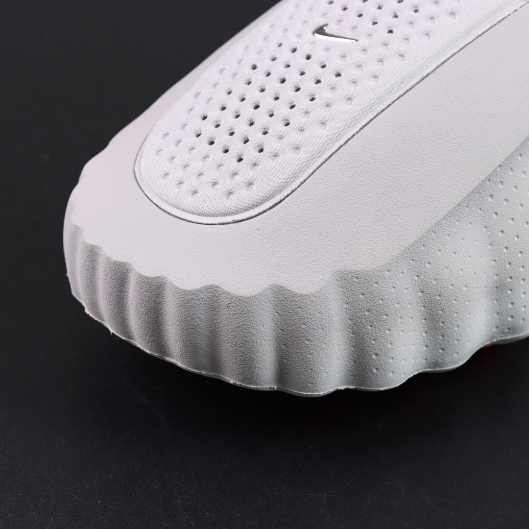 Nike Mind 001 黑科技足底按摩舒适柔软包头拖鞋 白色该系列首作 Mind 001 从神经科学