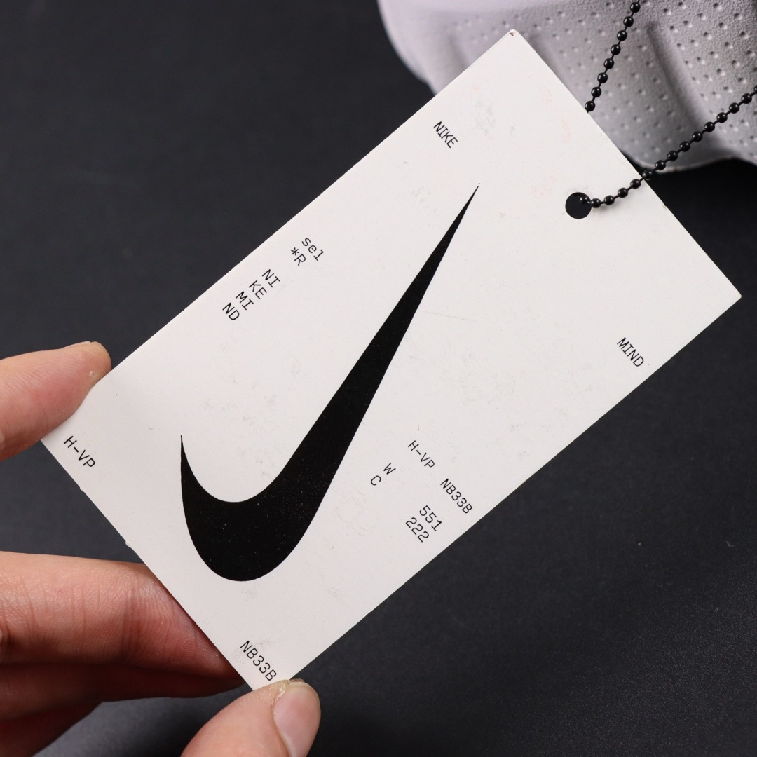 Nike Mind 001 黑科技足底按摩舒适柔软包头拖鞋 白色该系列首作 Mind 001 从神经科学