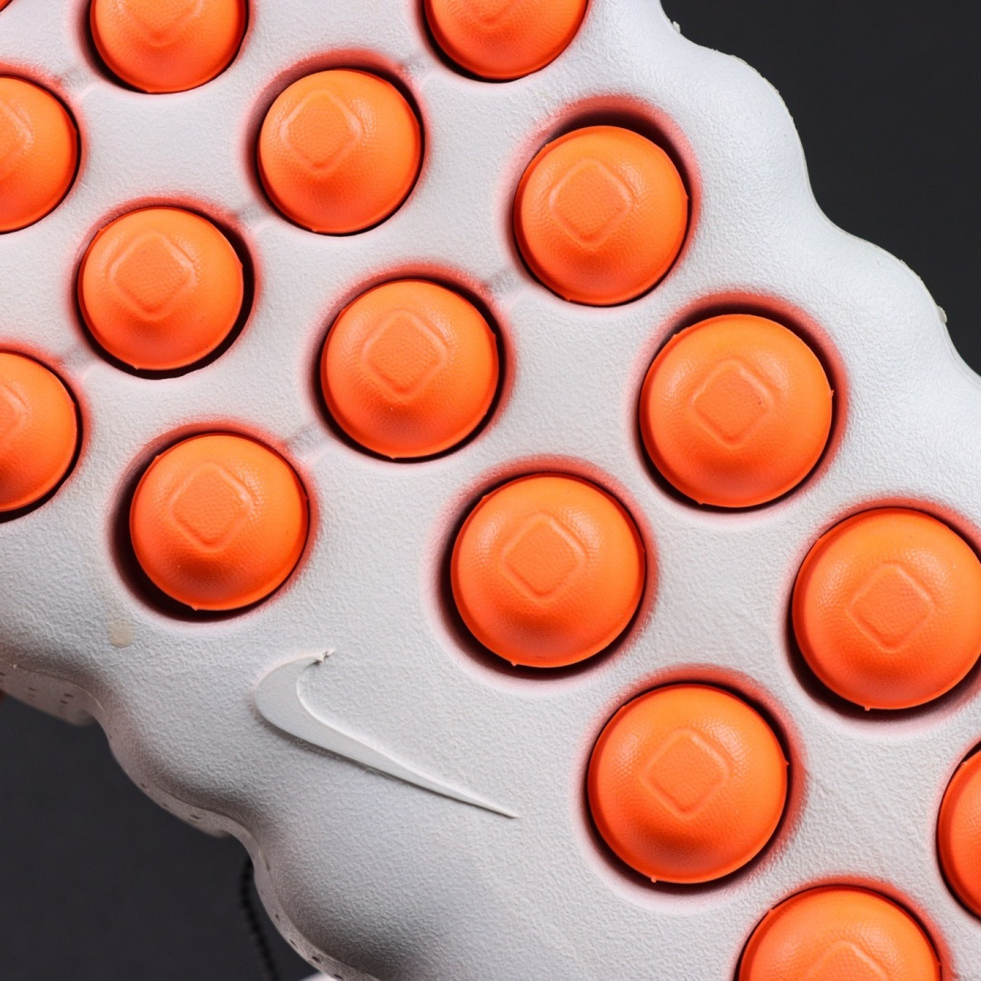 Nike Mind 001 黑科技足底按摩舒适柔软包头拖鞋 白色该系列首作 Mind 001 从神经科学