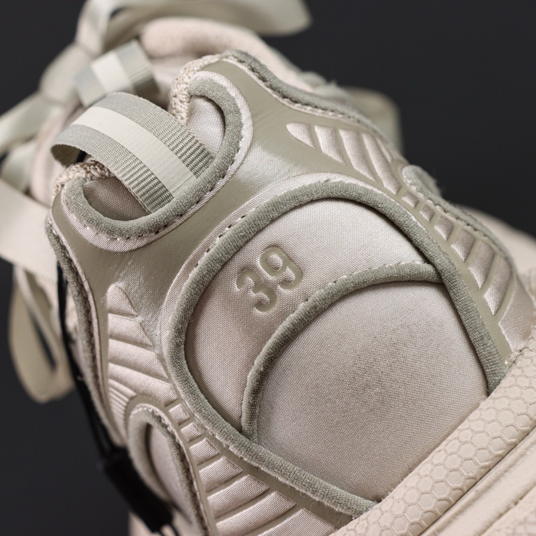 Balenciaga巴黎世家 3XL 磨损效果 圆头厚底系带老爹鞋S2纯原生产线出品 网面轻便型老爹鞋在