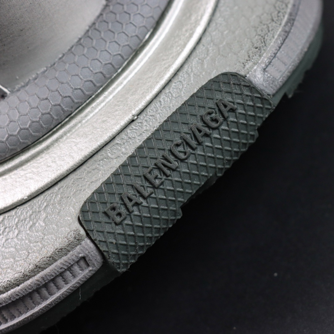 Balenciaga巴黎世家 3XL 磨损效果 圆头厚底系带老爹鞋S2纯原生产线出品 网面轻便型老爹鞋在