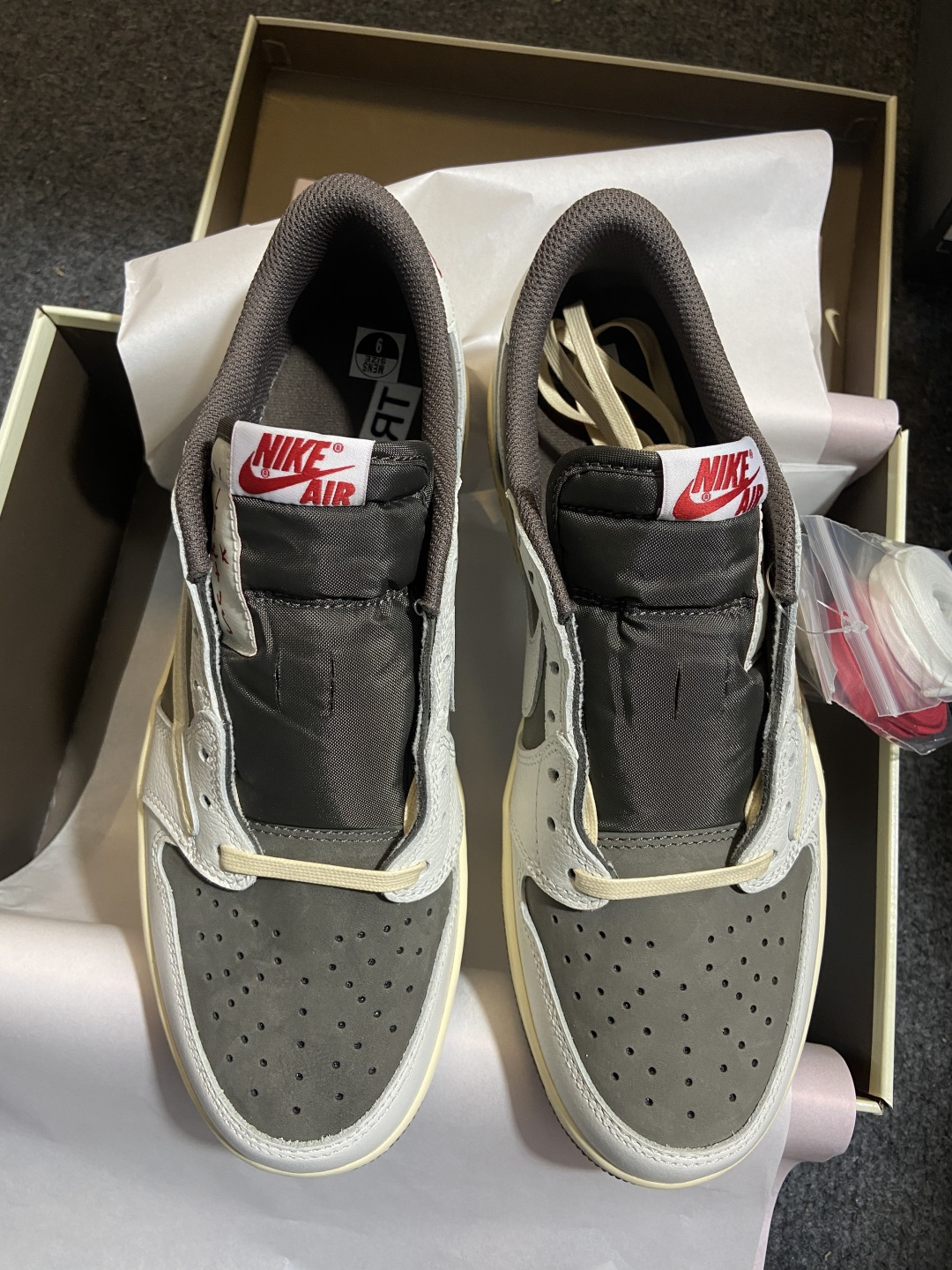 AJ1 Low 白棕倒钩 鞋码：36-47.5P：620纯原版出品-Travis Scott x Air