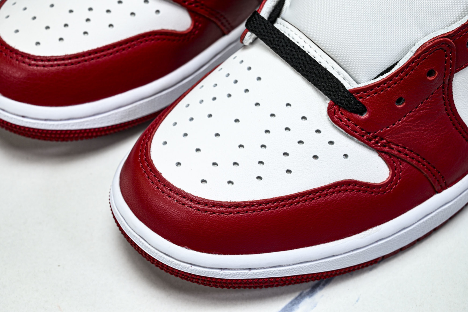 Air Jordan 1 Retro Low OG Chicago (2025) 白红 HQ6998-6