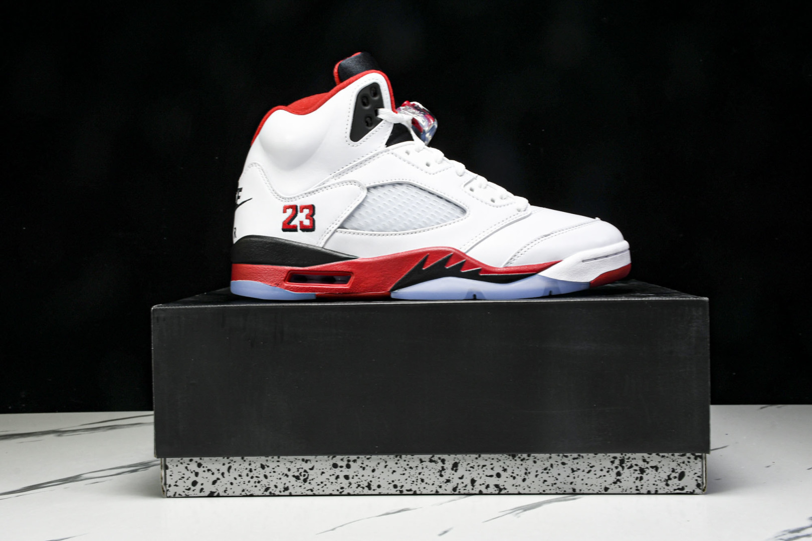 AJ5 尺码40.5-47.5P:570纯原版出品-Air Jordan 5 Retro Fire Re