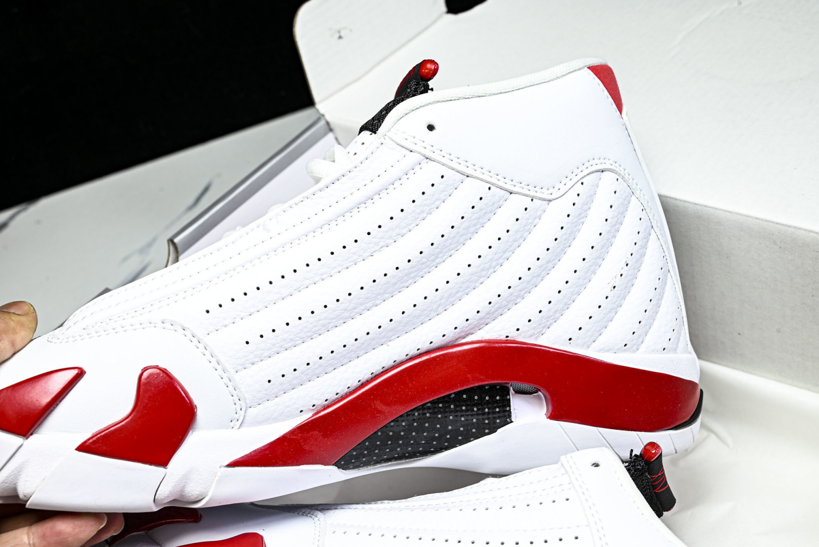 AJ14 尺码40-48.5纯原版出品-Air Jordan 14 Retro ' 白红色 -100 Y