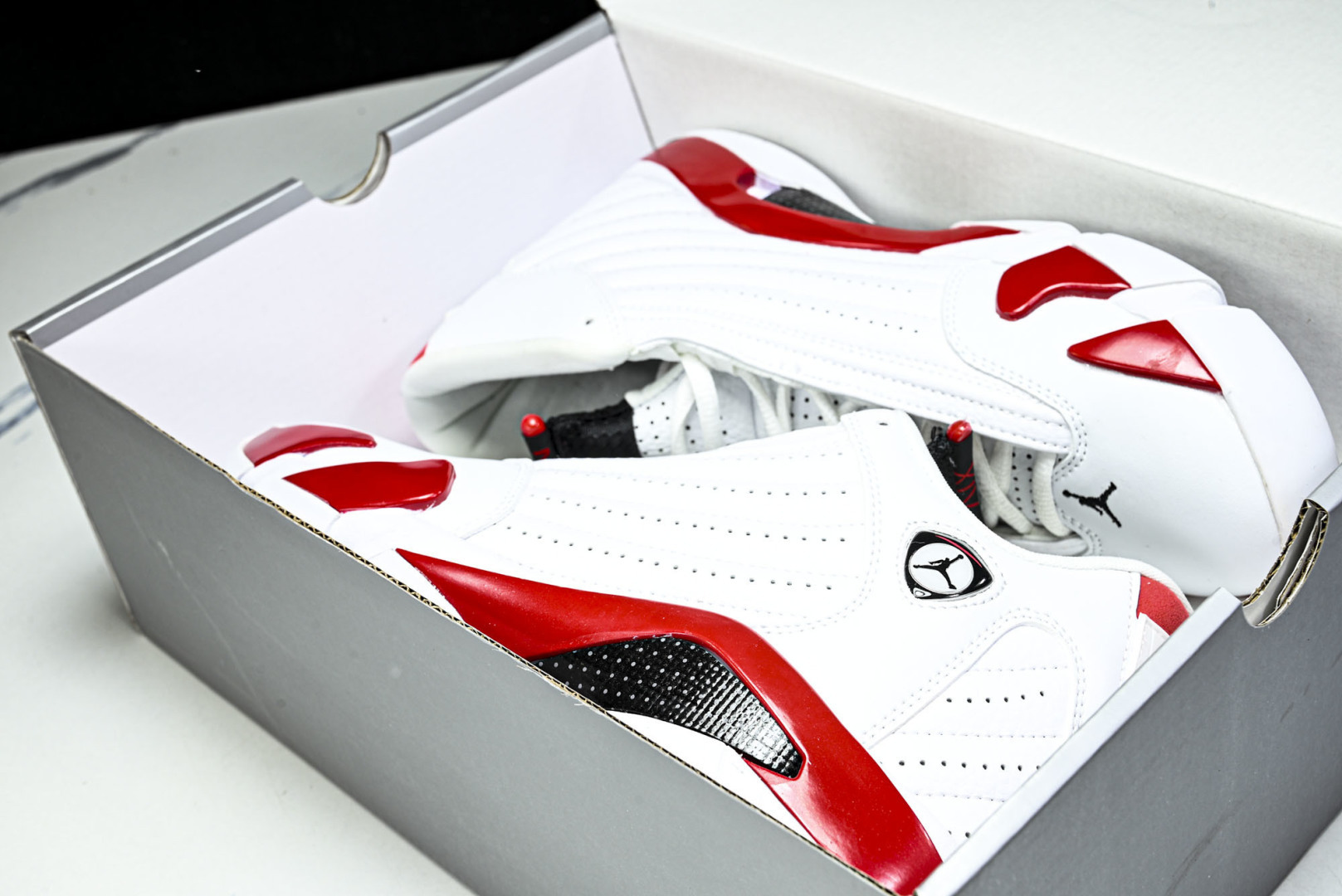 AJ14 尺码40-48.5纯原版出品-Air Jordan 14 Retro ' 白红色 -100 Y