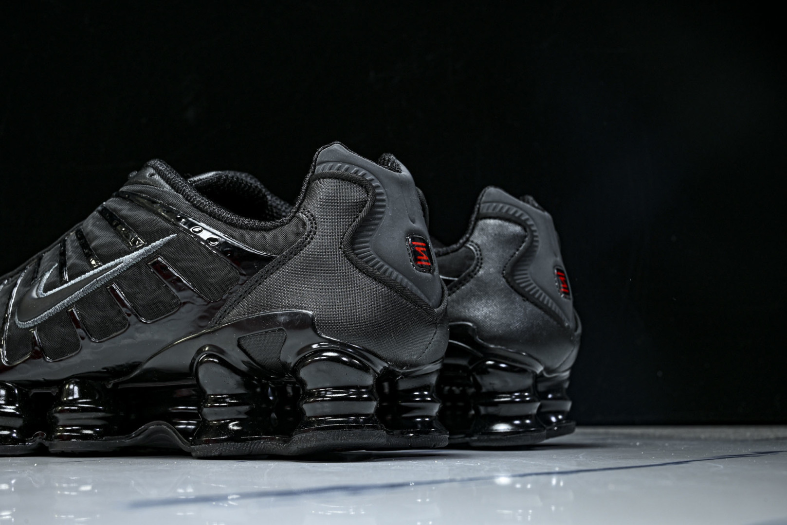 Mam 尺码:39-47.5P:500纯原版出品-NK Shox TL 黑蓝 防滑舒适 低帮 休闲气柱跑