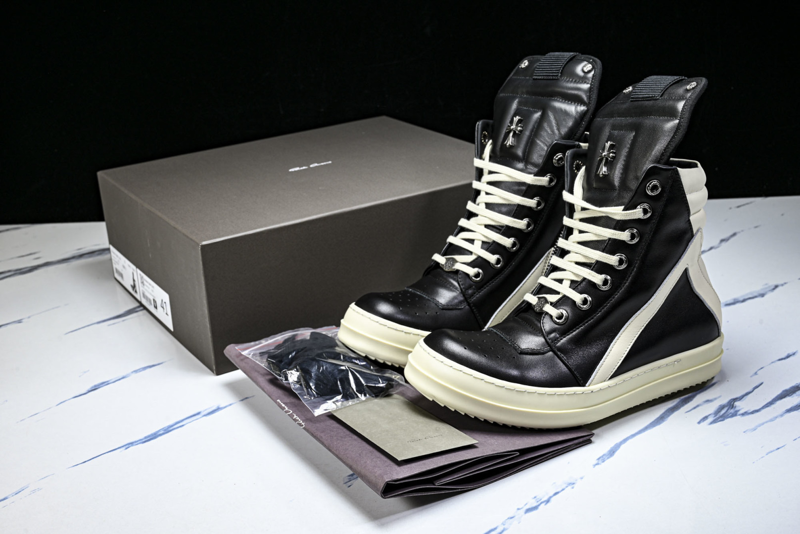 Rick 尺码:36-46P:720纯原出品-RICK OWENS 26秋冬高帮 男士 黑白色皮革 GE