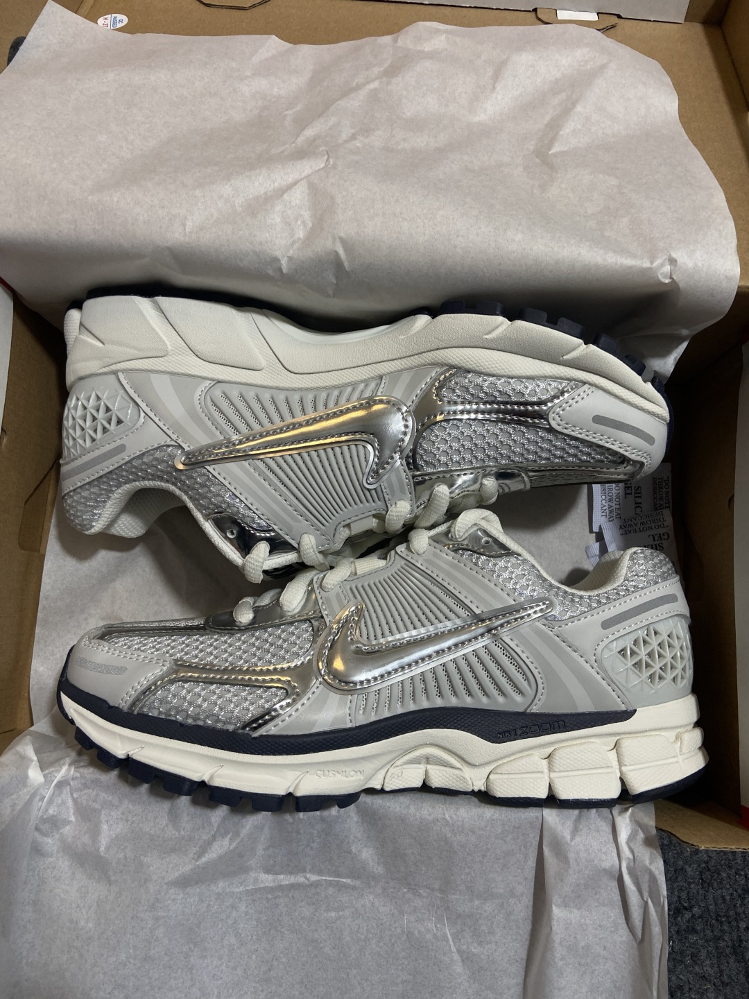 【XC2.0版】NK Zoom Vomero 5 佛莫罗5代系列经典复古运动慢跑鞋 FD0884-025