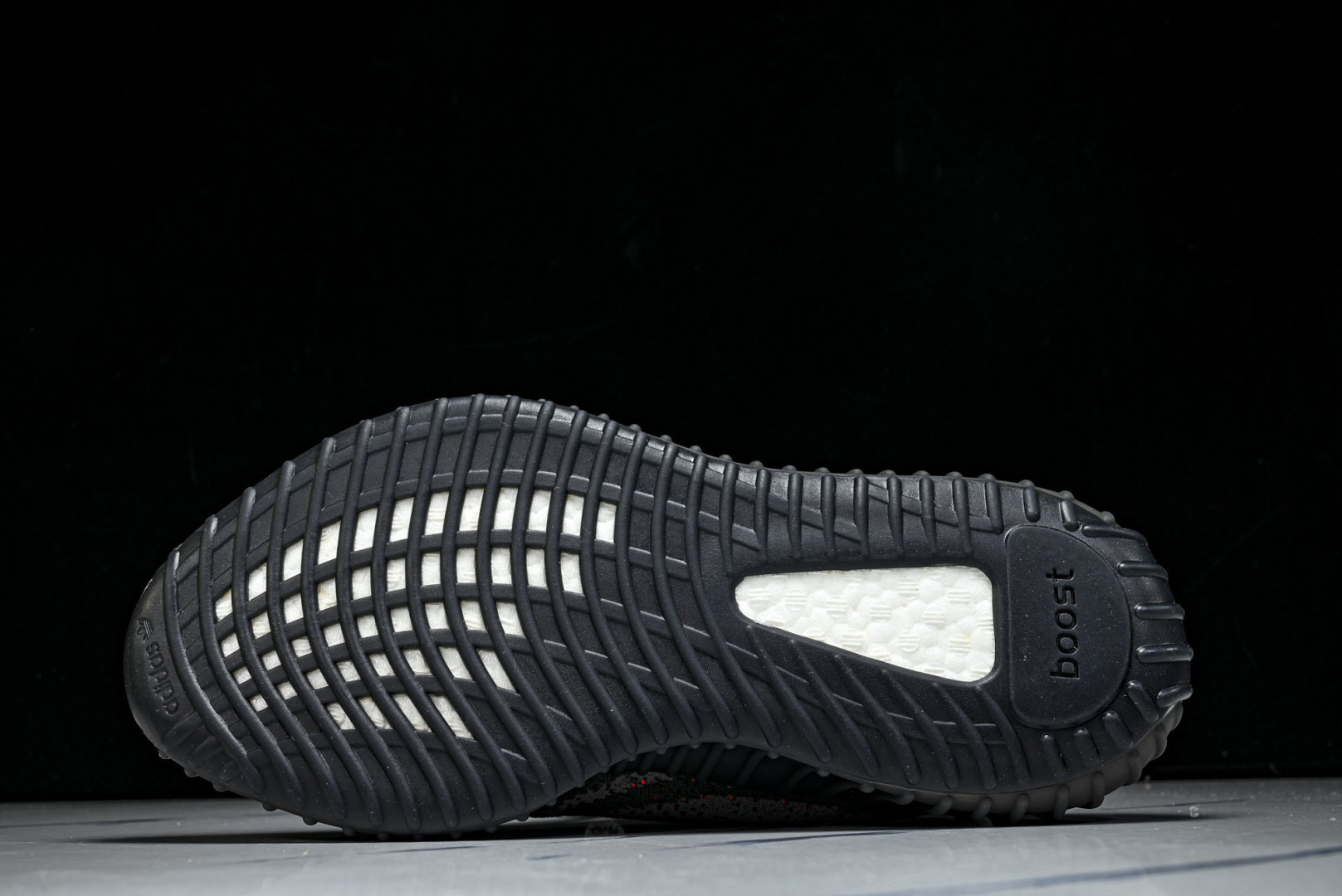 Yeezy350 尺码:36-48纯原版出品-AD Yeezy 350 V2“Dark Beluga”地