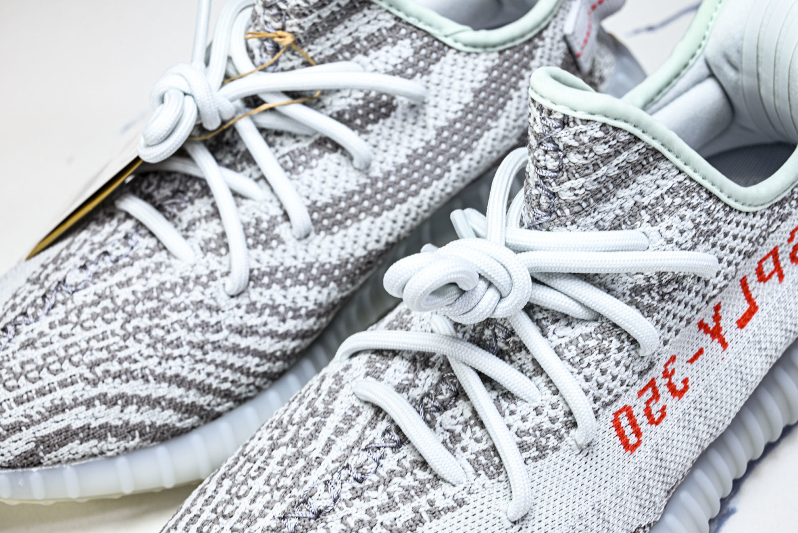 Yeezy350 尺码:36-48纯原版出品-AD Yeezy Boost 350 V2 可燃冰 冰蓝斑