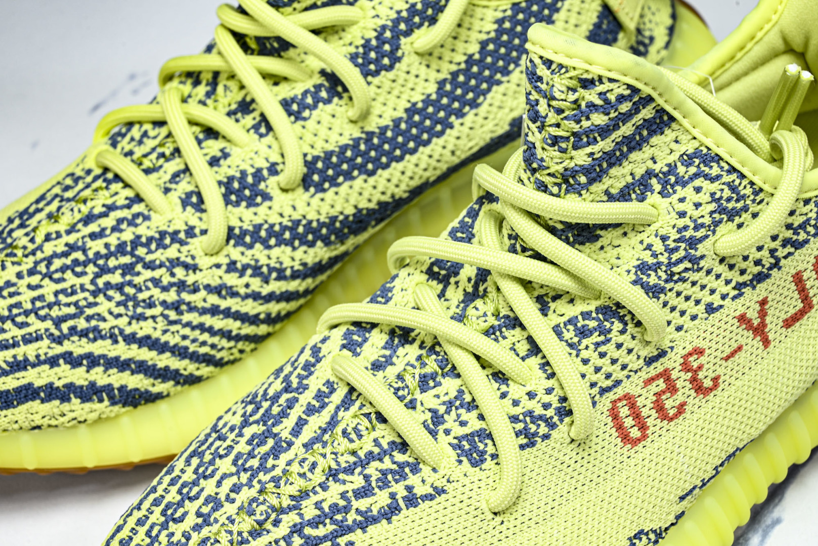 Yeezy350 尺码:36-48纯原版出品-AD Yeezy Boost 350 V2 荧光黄斑马 B