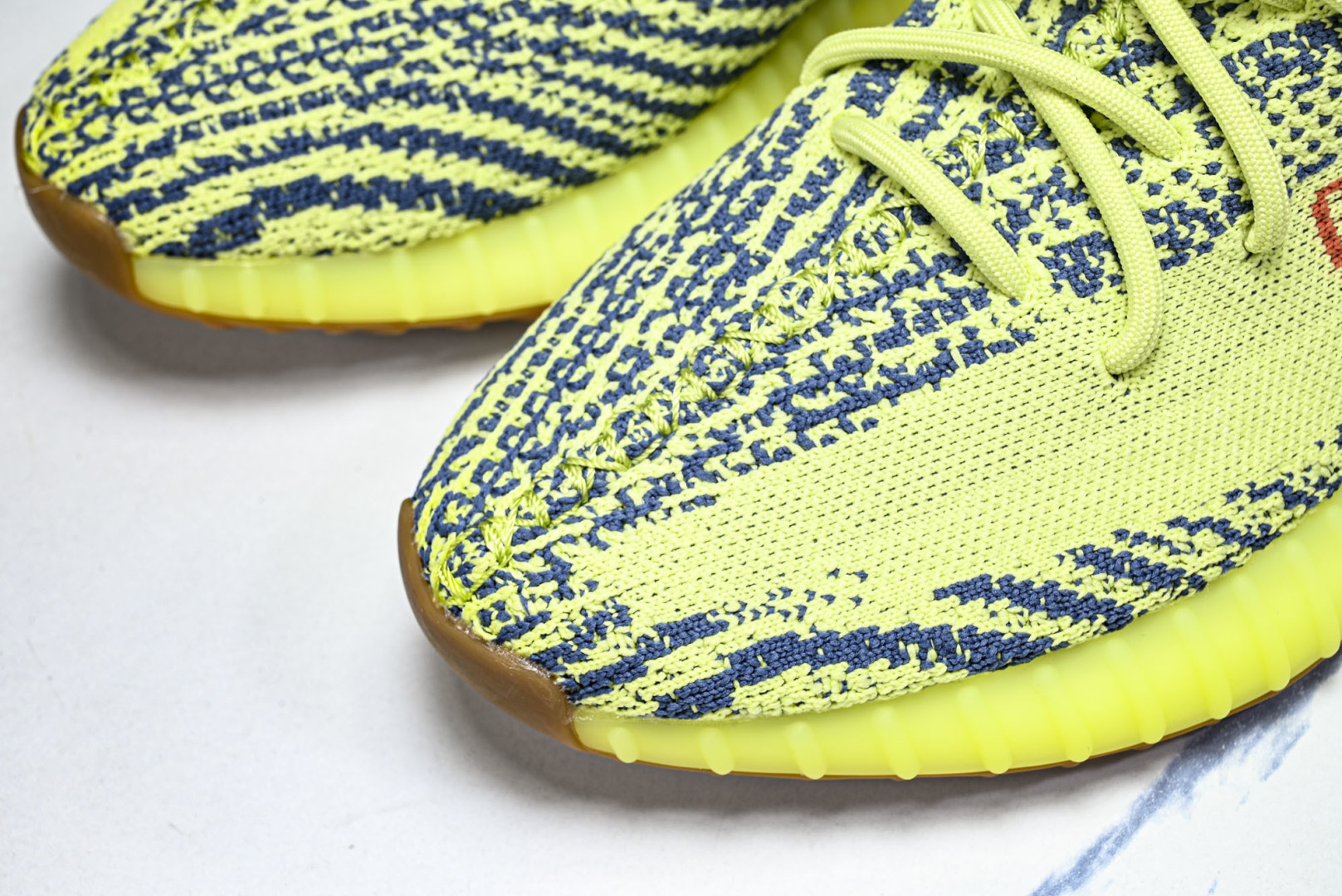 Yeezy350 尺码:36-48纯原版出品-AD Yeezy Boost 350 V2 荧光黄斑马 B