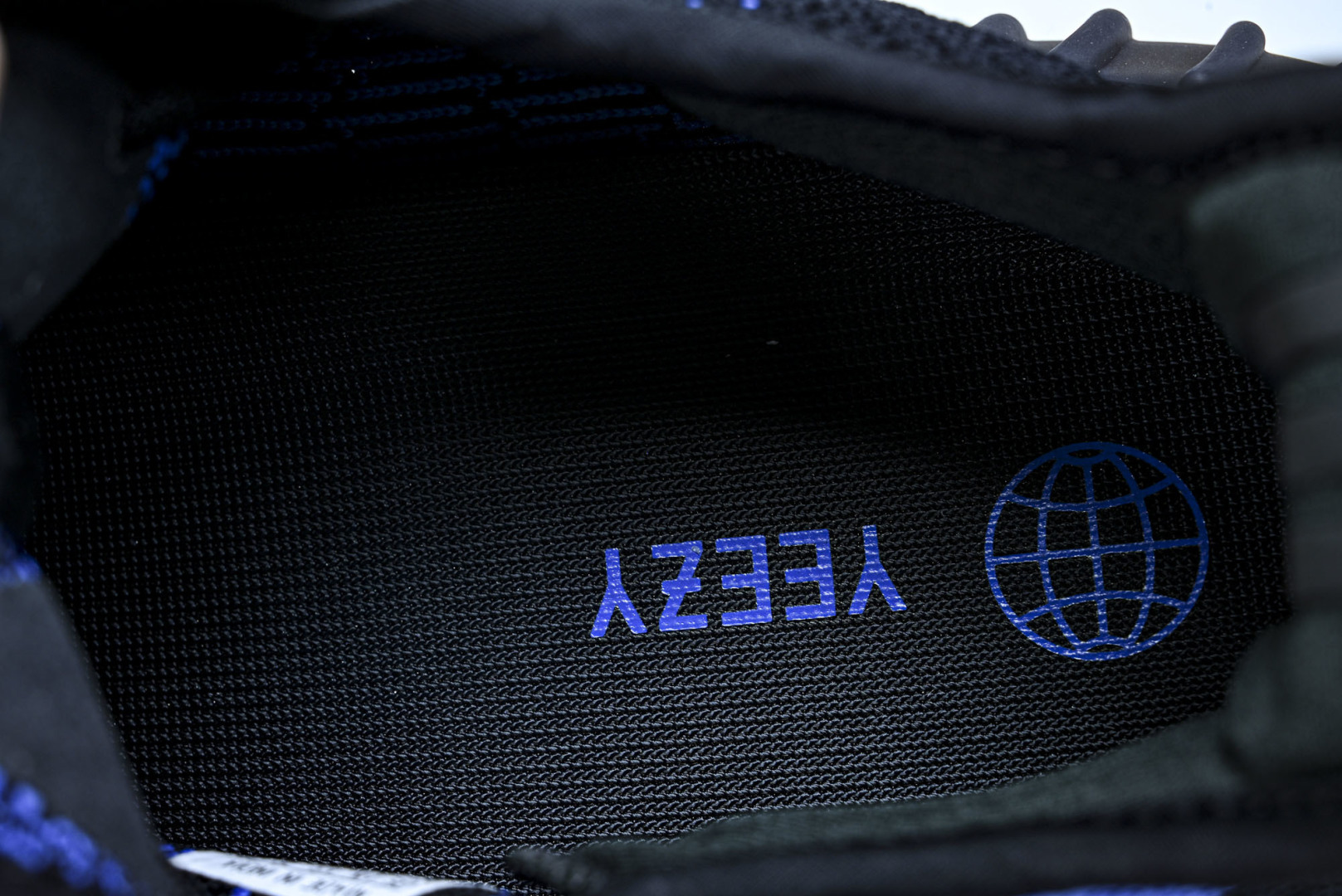 Yeezy350 尺码:36-48纯原版出品-AD Yeezy Boost 350 V2“Dazzlin