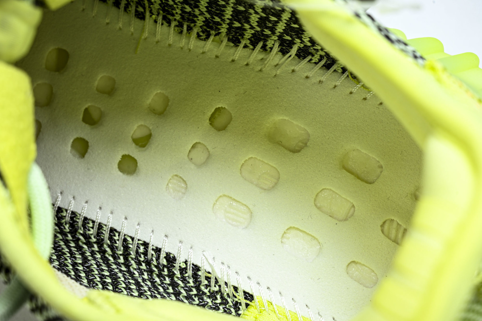 Yeezy350 尺码:36-48纯原版出品-AD Yeezy 350 V2 Yezree 夜光绿满天星