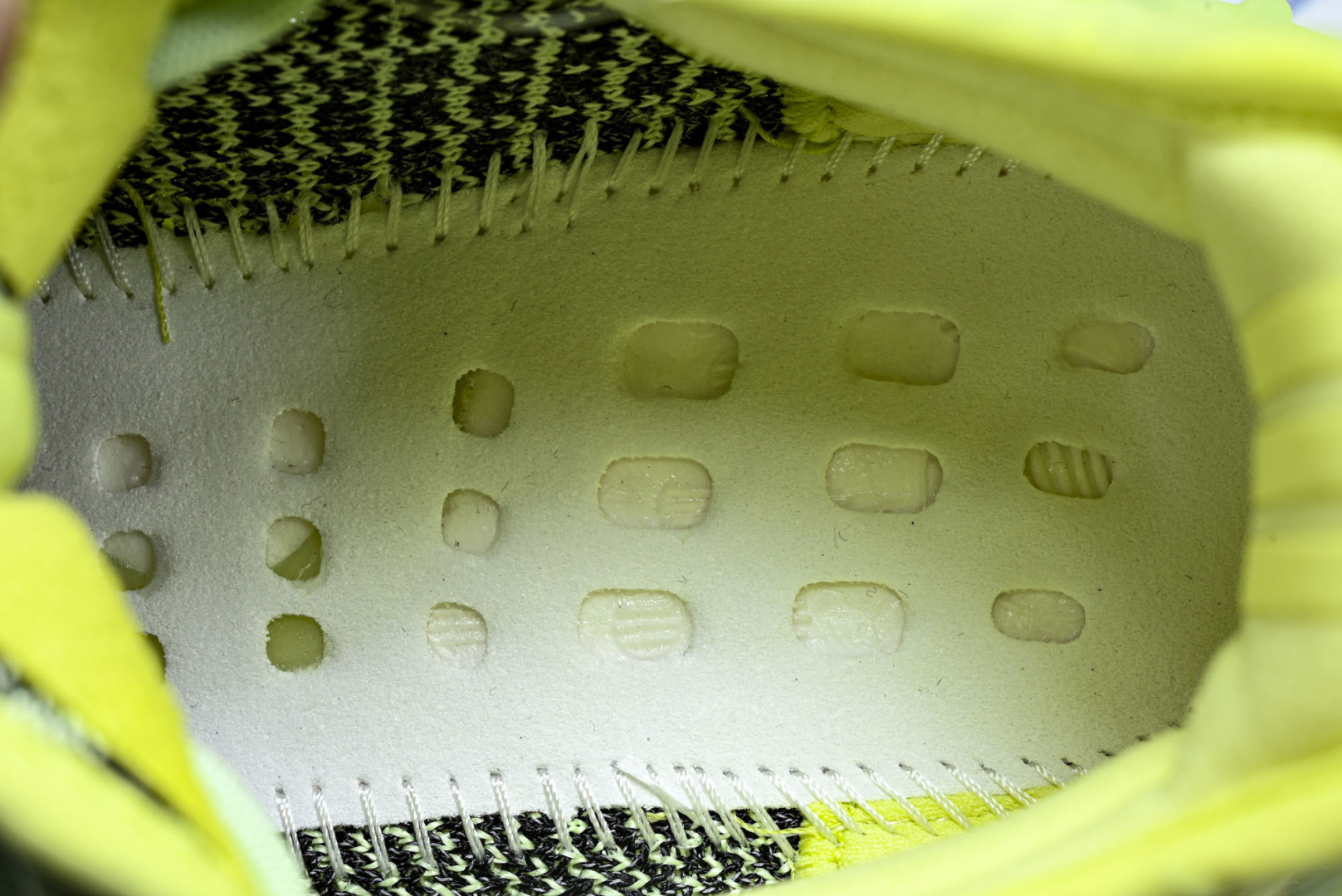 Yeezy350 尺码:36-48纯原版出品-AD Yeezy 350 V2 Yezree 夜光绿满天星