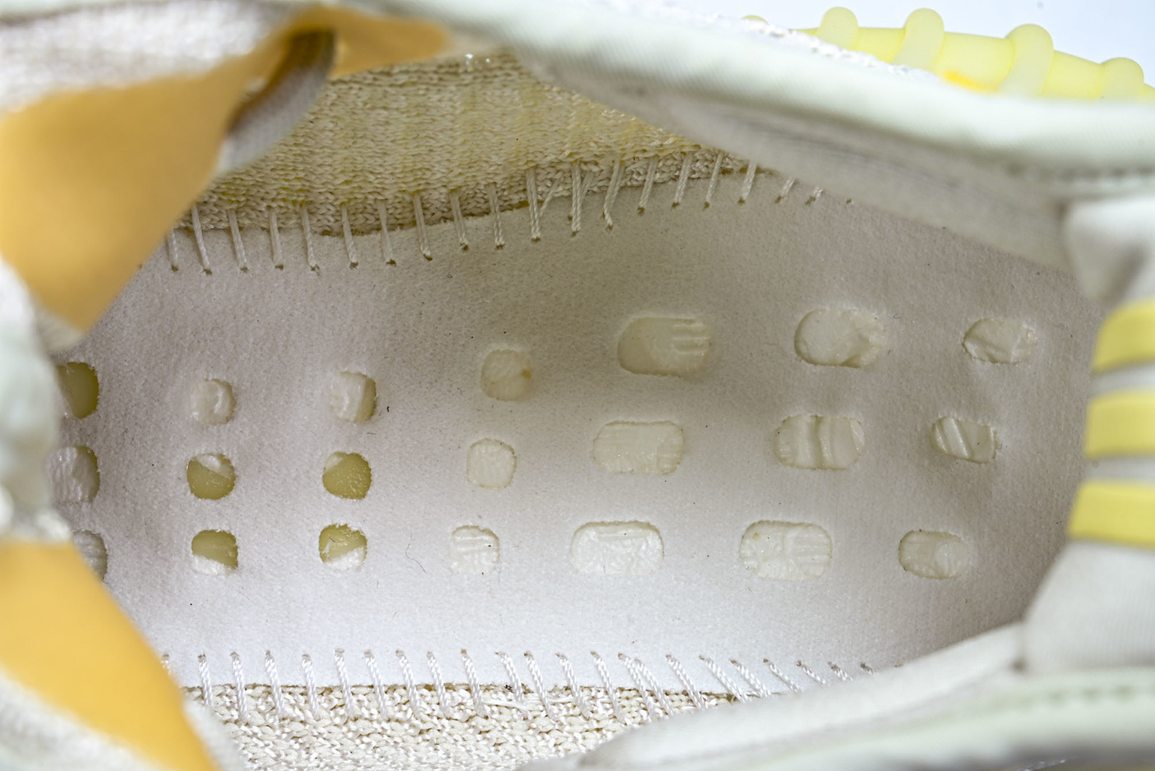 Yeezy350 尺码:36-48纯原版出品-AD Yeezy Boost 350 V2 Light“北