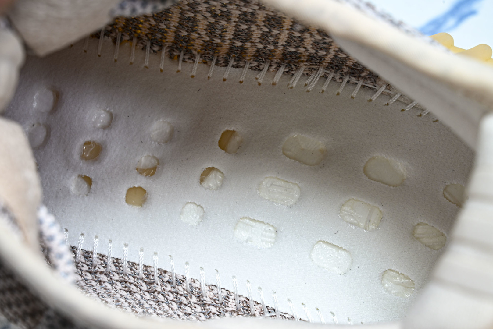 Yeezy350 尺码:36-48纯原版出品-AD Yeezy Boost 350 V2 粉满天星 FV