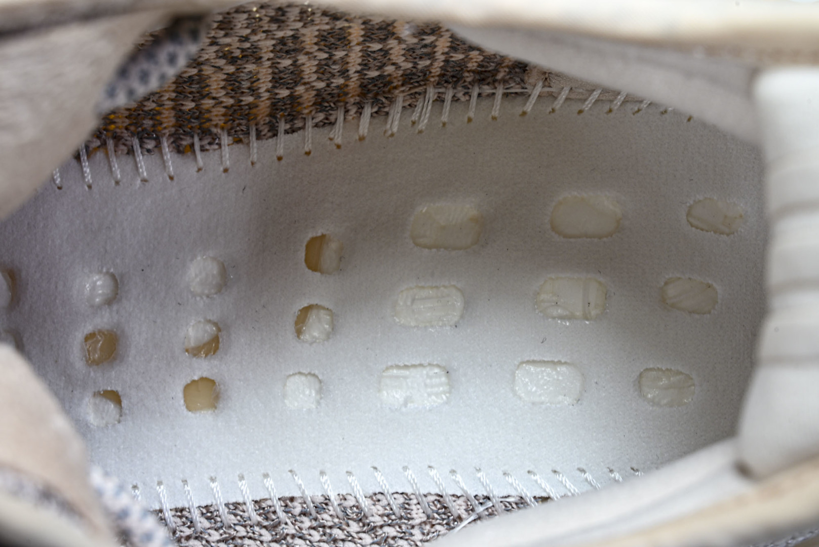 Yeezy350 尺码:36-48纯原版出品-AD Yeezy Boost 350 V2 粉满天星 FV