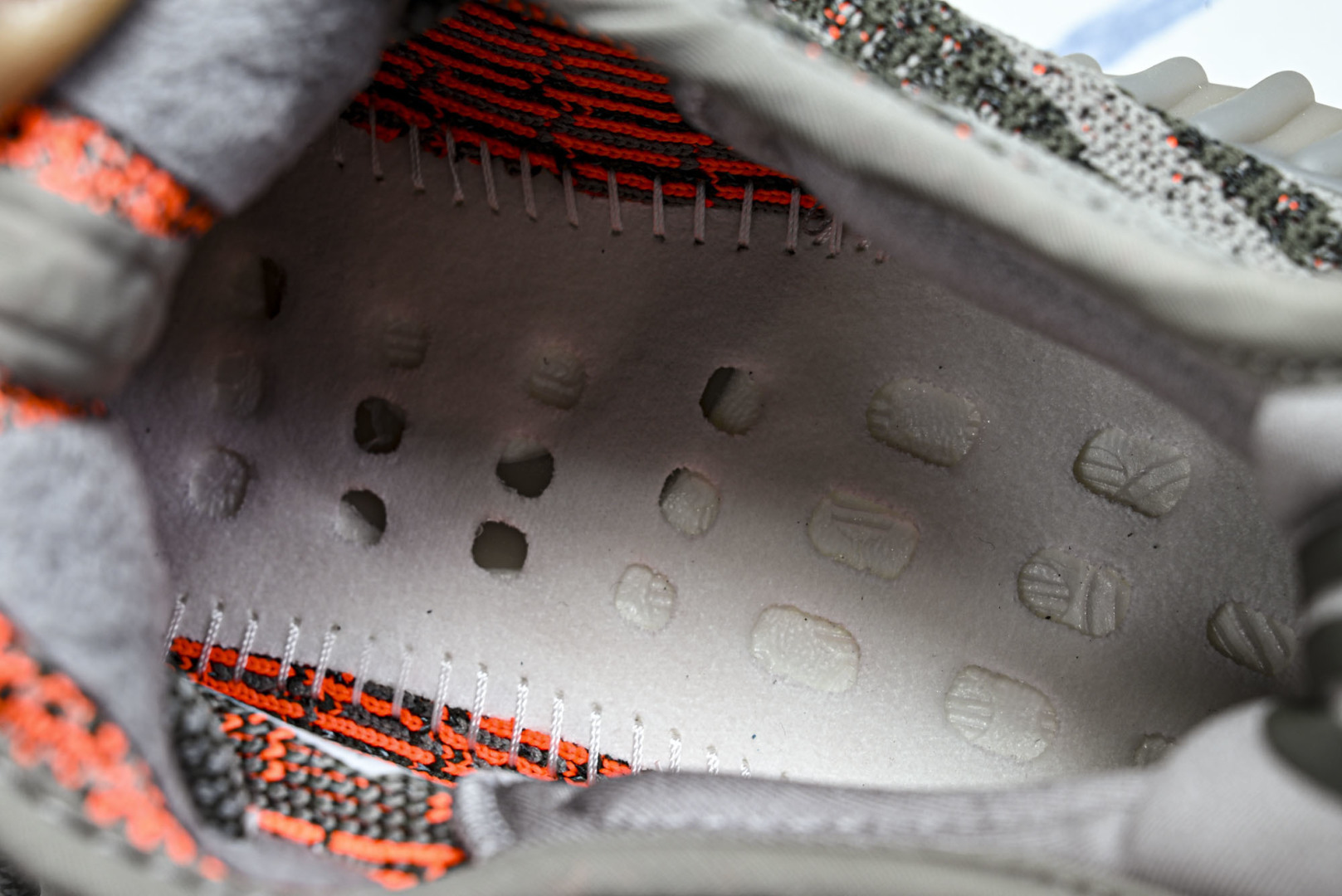 Yeezy350 尺码:36-48纯原版出品-AD Yeezy Boost 350 V2 老灰橙满天星 