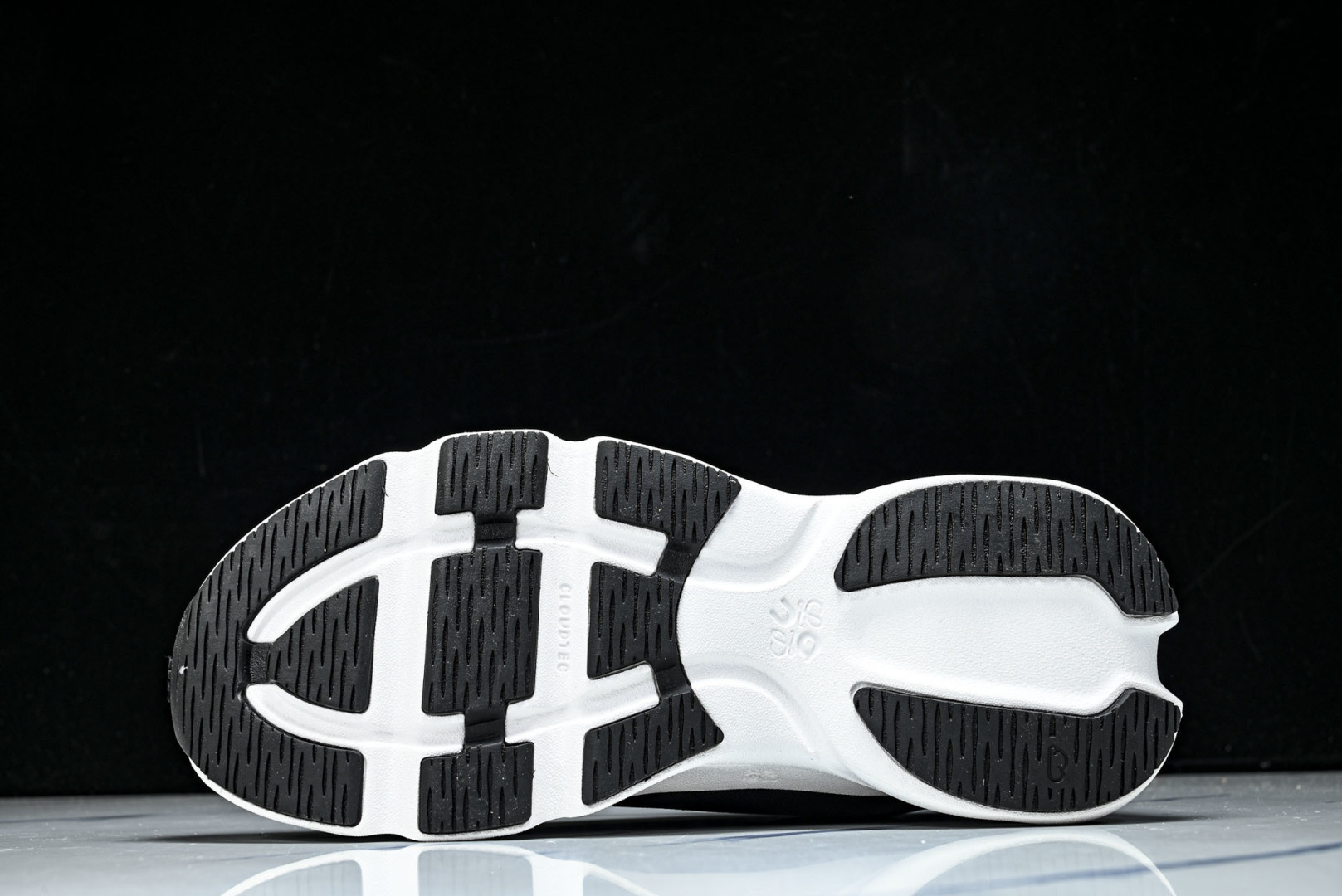 ON昂跑 尺码:36-46纯原版出品-On Running 昂跑男女士x Loewe Cloudsolo