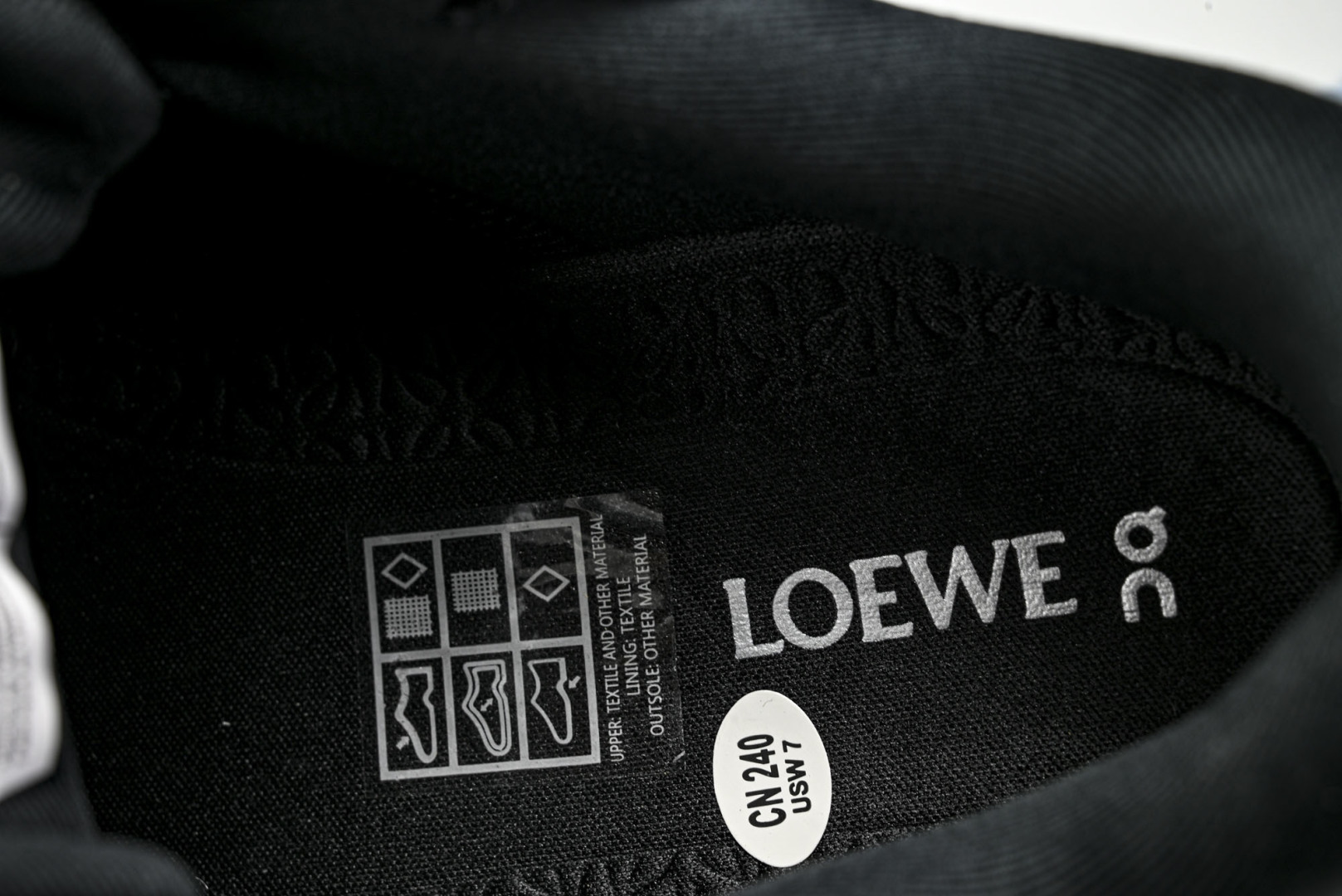 ON昂跑 尺码:36-46纯原版出品-On Running 昂跑男女士x Loewe Cloudsolo