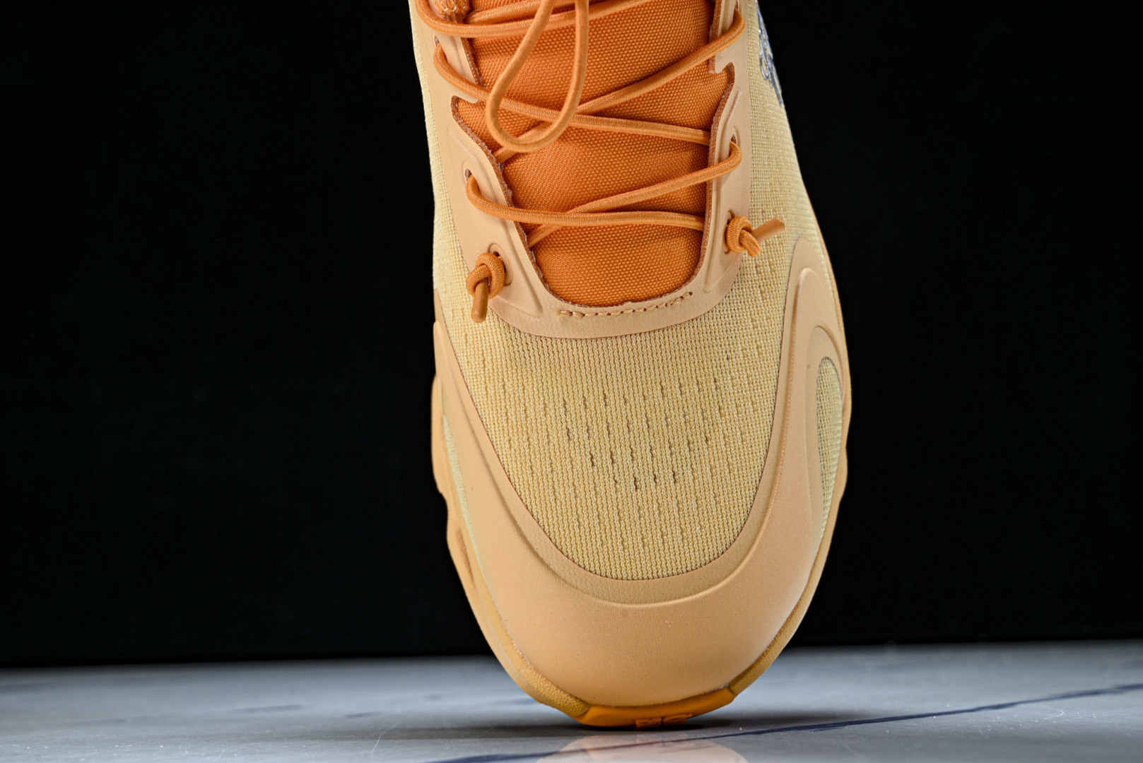 ON昂跑 尺码:36-46纯原版出品-On Running 昂跑男女士x Loewe Cloudsolo