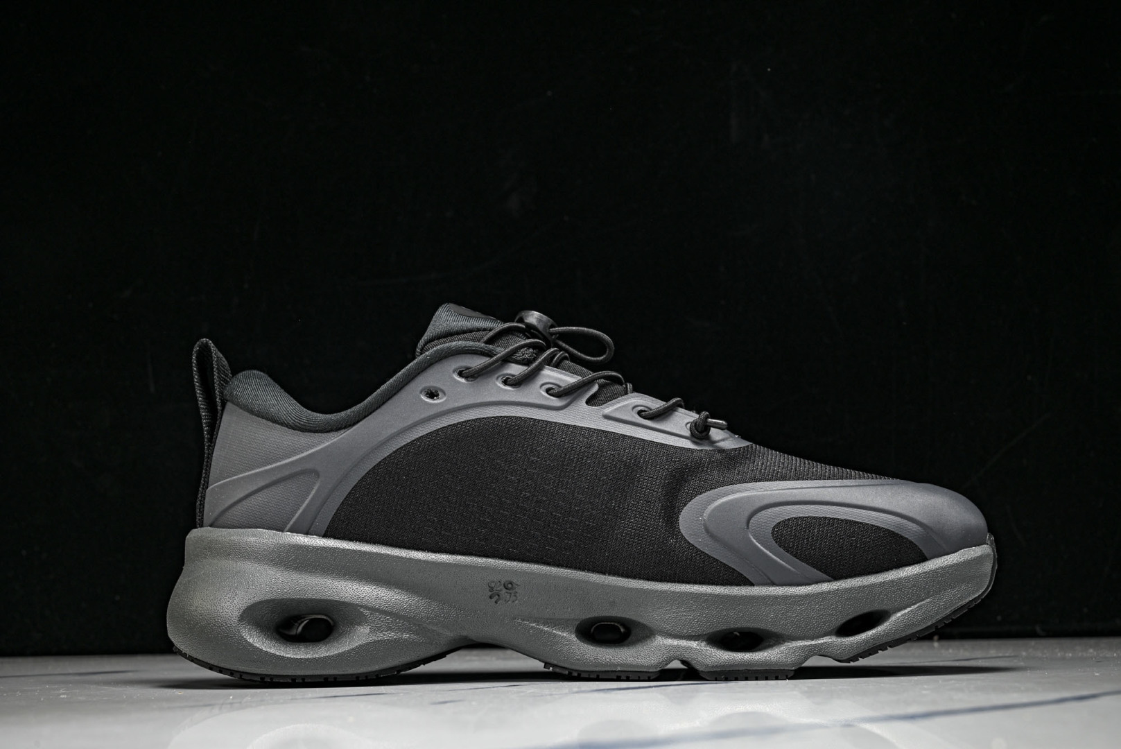 ON昂跑 尺码:36-46纯原版出品-On Running 昂跑男女士x Loewe Cloudsolo