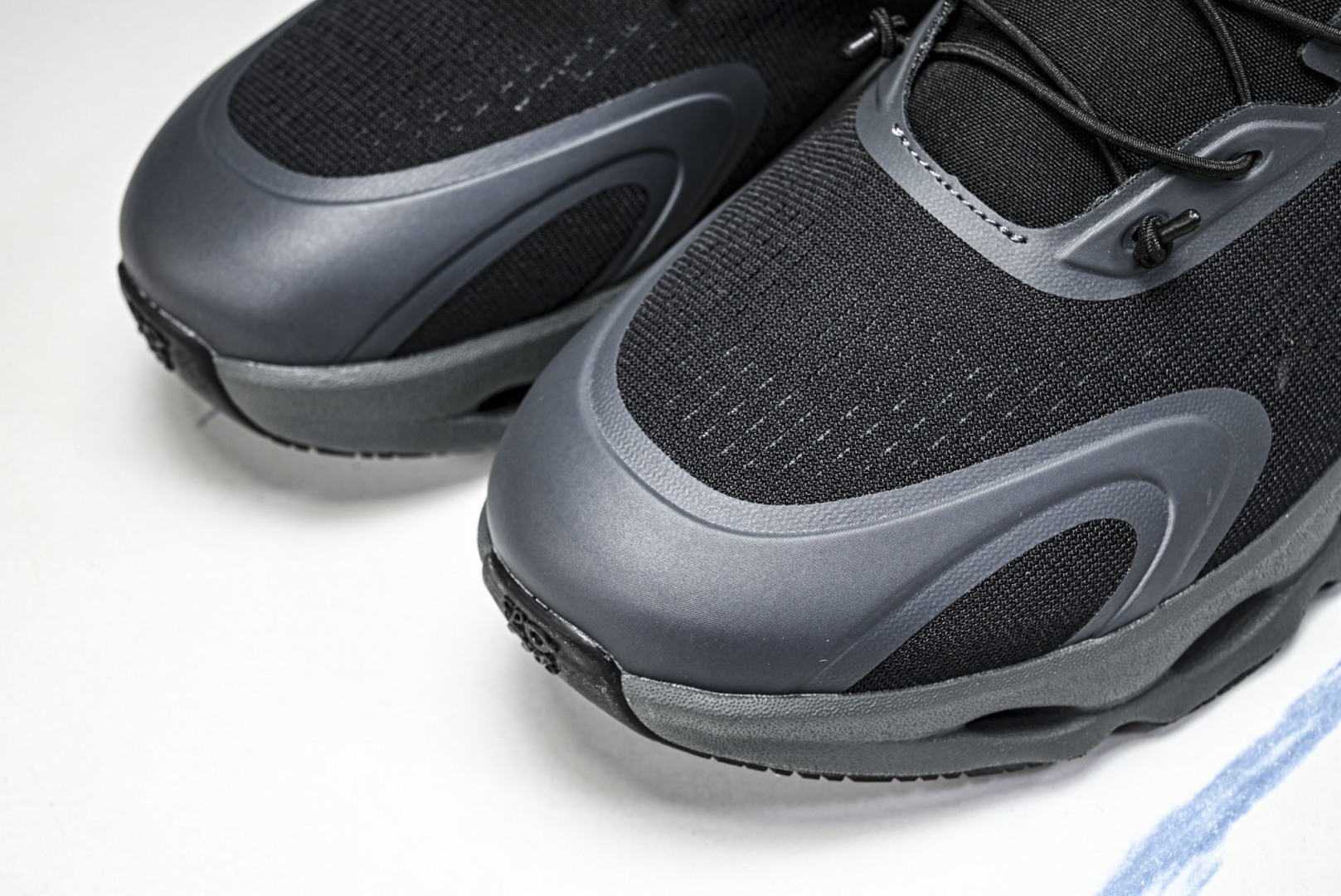 ON昂跑 尺码:36-46纯原版出品-On Running 昂跑男女士x Loewe Cloudsolo