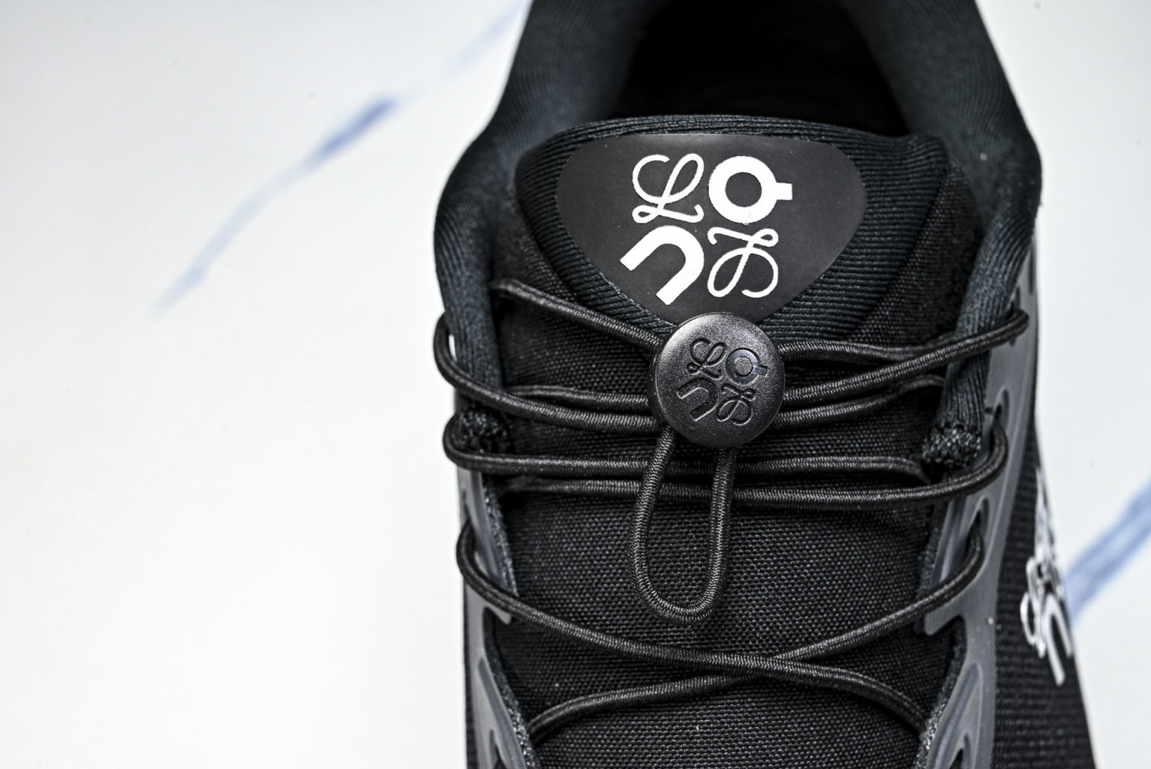 ON昂跑 尺码:36-46纯原版出品-On Running 昂跑男女士x Loewe Cloudsolo