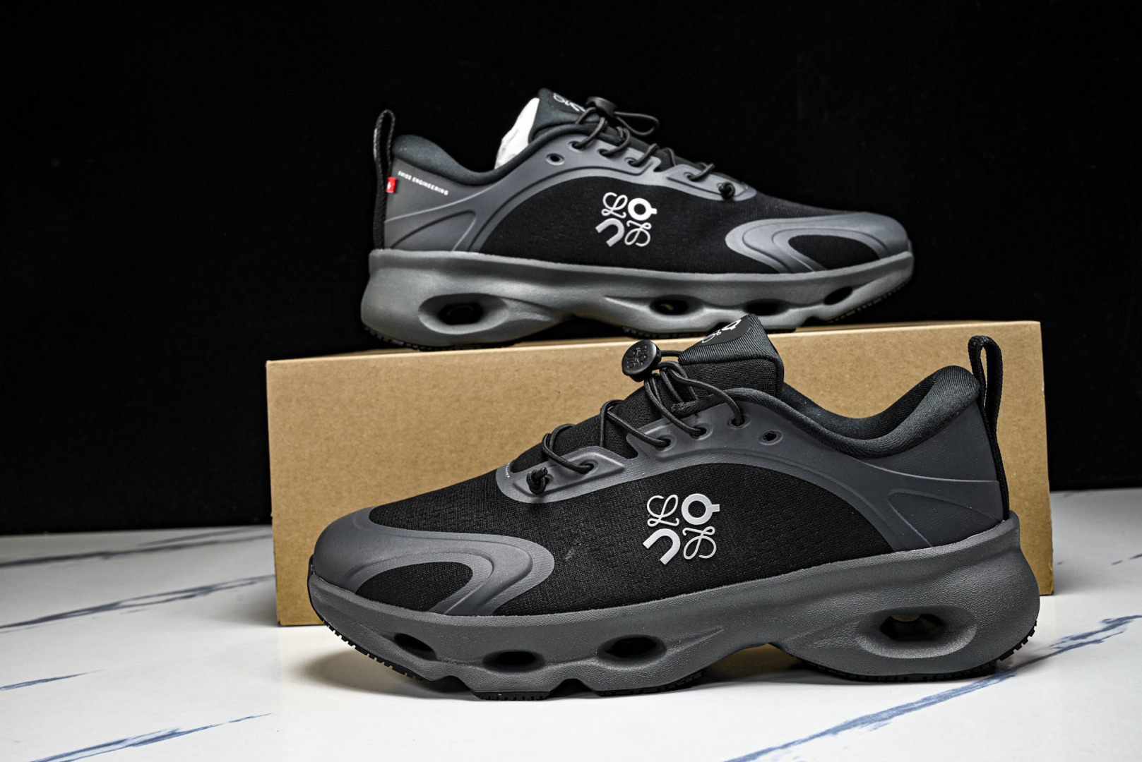 ON昂跑 尺码:36-46纯原版出品-On Running 昂跑男女士x Loewe Cloudsolo