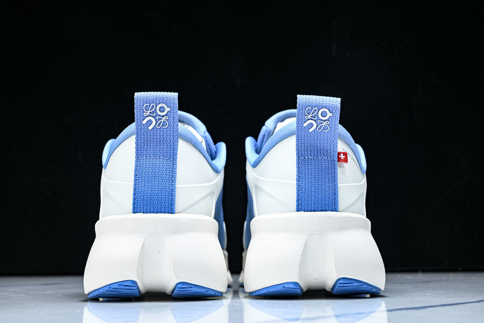 ON昂跑 尺码:36-46纯原版出品-On Running 昂跑男女士x Loewe Cloudsolo