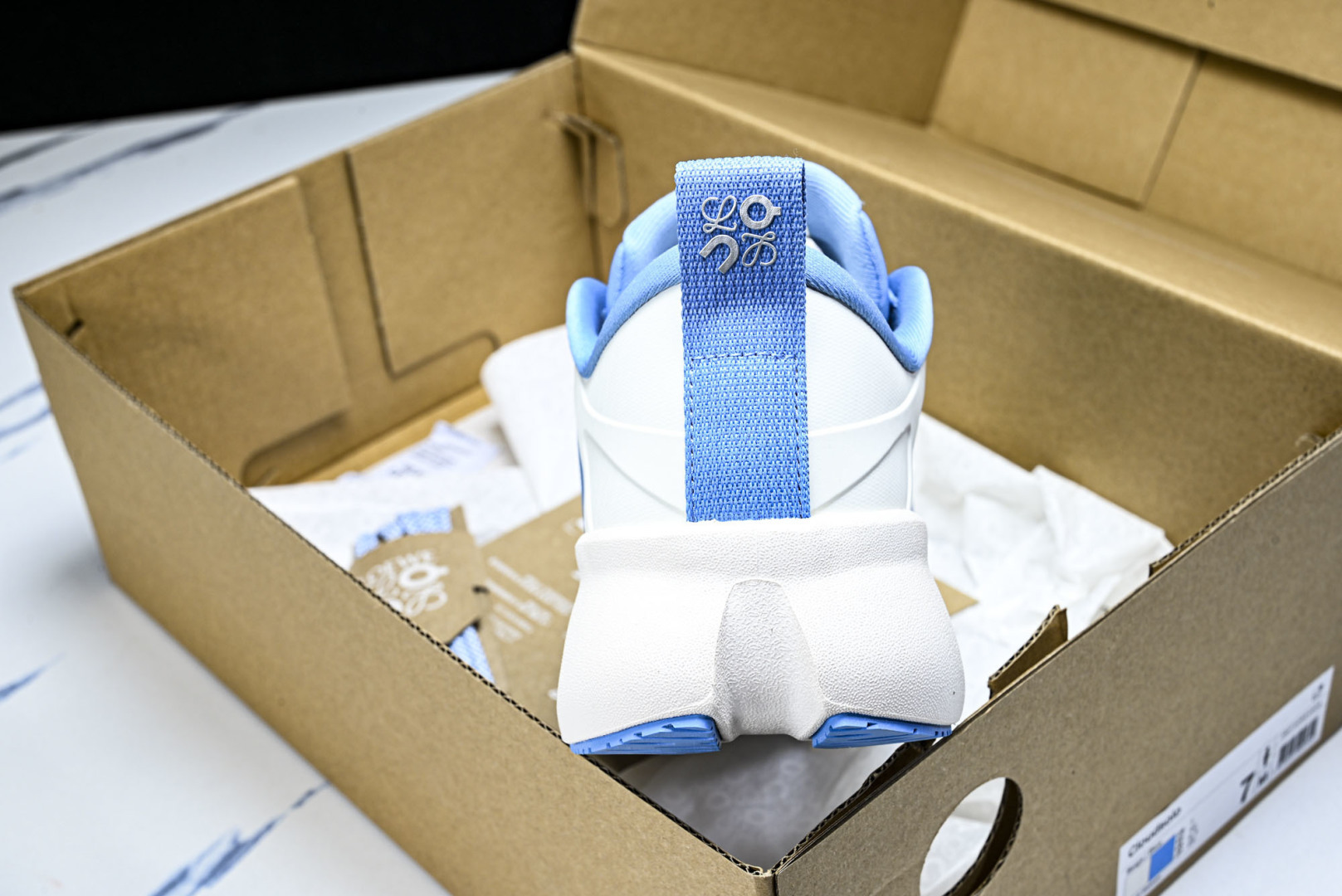 ON昂跑 尺码:36-46纯原版出品-On Running 昂跑男女士x Loewe Cloudsolo