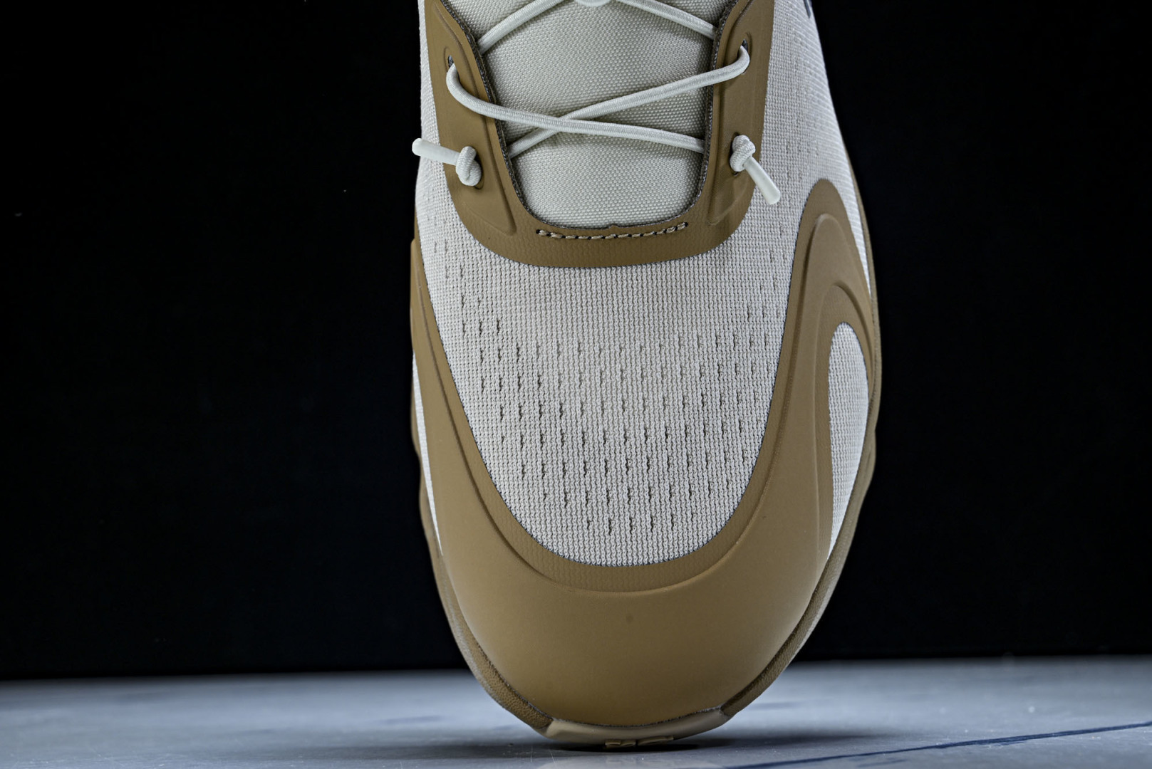 ON昂跑 尺码:36-46纯原版出品-On Running 昂跑男女士x Loewe Cloudsolo