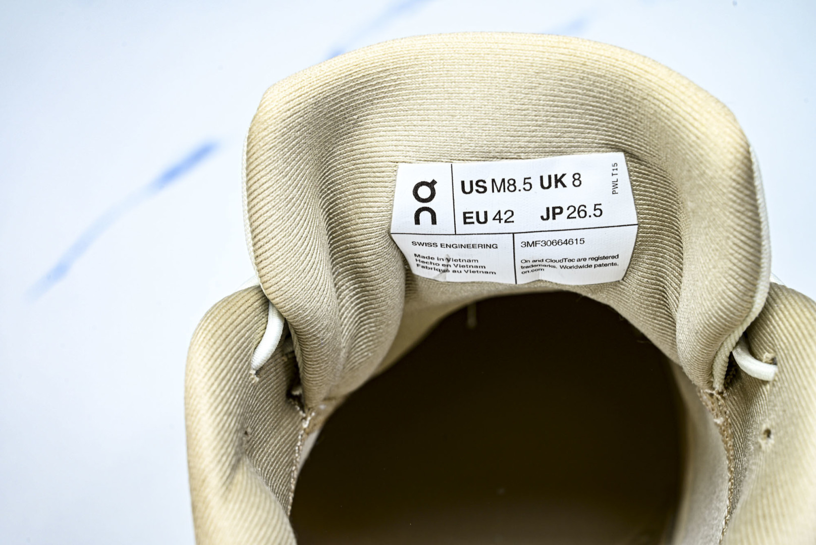 ON昂跑 尺码:36-46纯原版出品-On Running 昂跑男女士x Loewe Cloudsolo