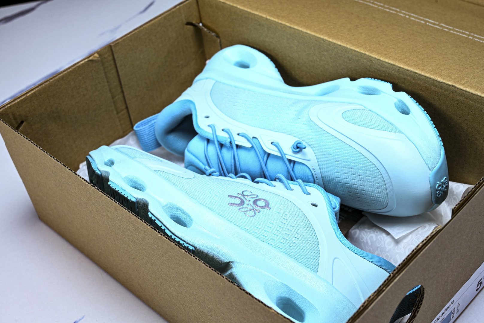 ON昂跑 尺码:36-46纯原版出品-On Running 昂跑男女士x Loewe Cloudsolo