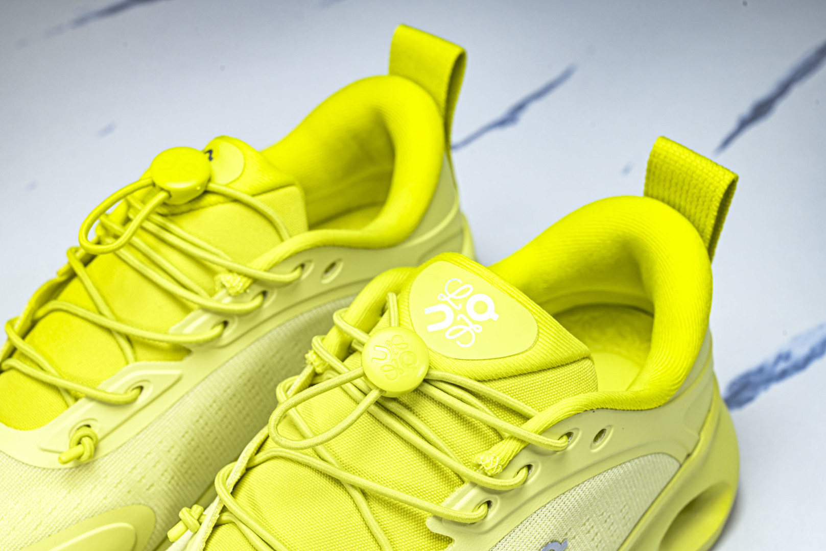 ON昂跑 尺码:36-46纯原版出品-On Running 昂跑男女士x Loewe Cloudsolo