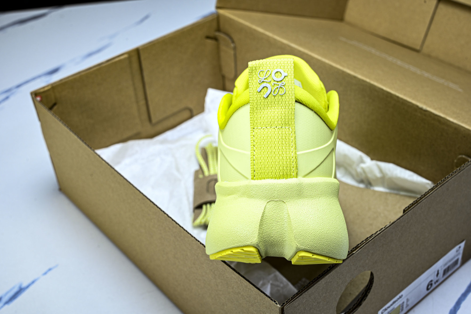 ON昂跑 尺码:36-46纯原版出品-On Running 昂跑男女士x Loewe Cloudsolo