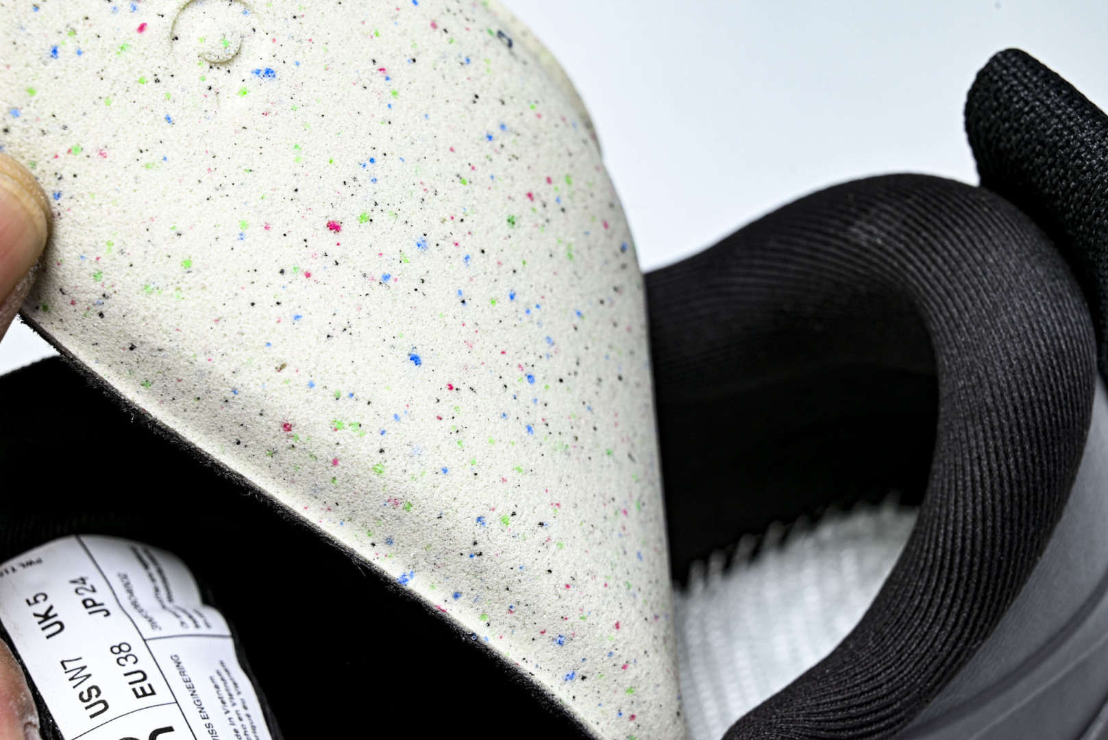 ON昂跑 尺码:36-46纯原版出品-On Running 昂跑男女士x Loewe Cloudsolo