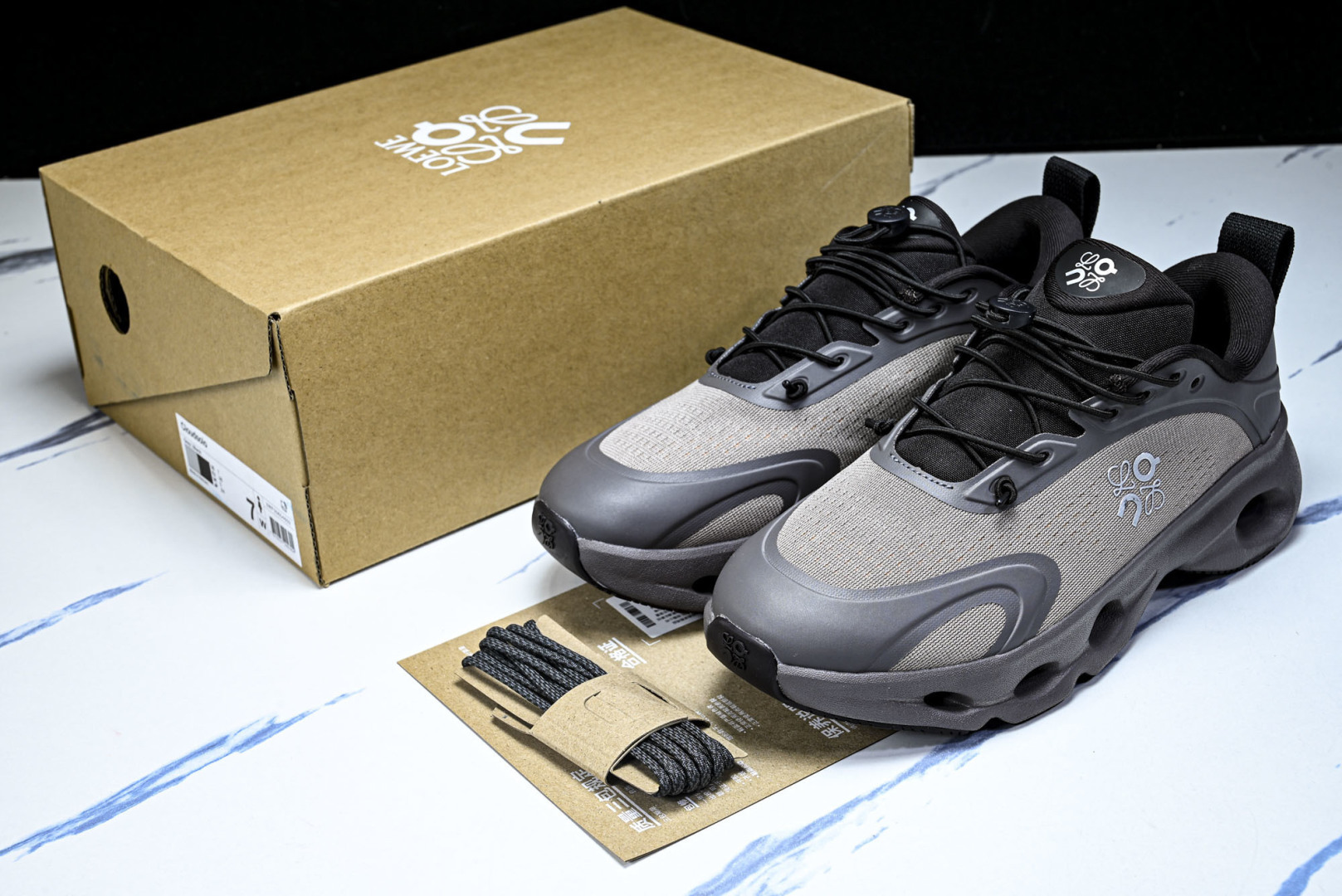 ON昂跑 尺码:36-46纯原版出品-On Running 昂跑男女士x Loewe Cloudsolo