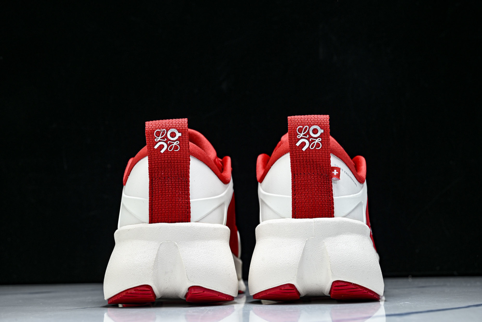 ON昂跑 尺码:36-46纯原版出品-On Running 昂跑男女士x Loewe Cloudsolo