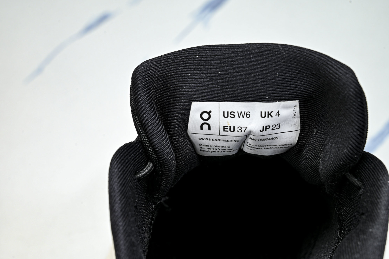 ON昂跑 尺码:36-46纯原版出品-On Running 昂跑男女士x Loewe Cloudsolo