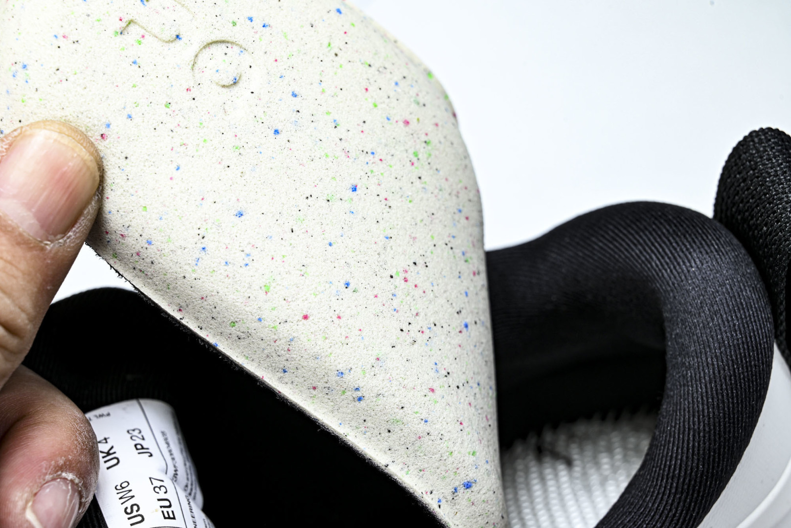 ON昂跑 尺码:36-46纯原版出品-On Running 昂跑男女士x Loewe Cloudsolo