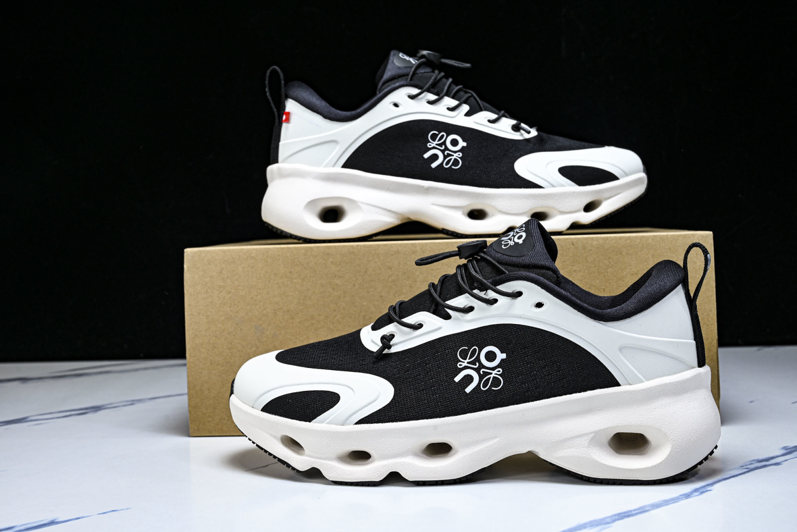 ON昂跑 尺码:36-46纯原版出品-On Running 昂跑男女士x Loewe Cloudsolo