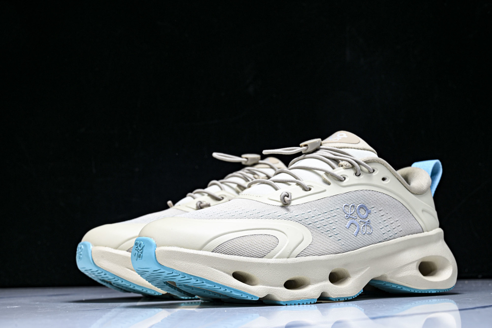 ON昂跑 尺码:36-46纯原版出品-On Running 昂跑男女士x Loewe Cloudsolo