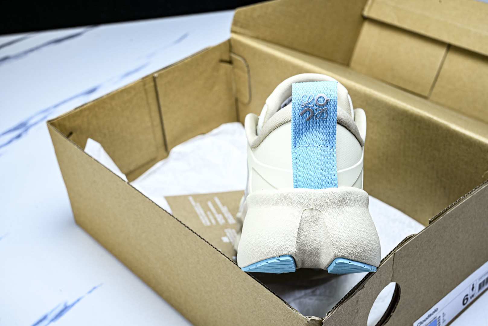 ON昂跑 尺码:36-46纯原版出品-On Running 昂跑男女士x Loewe Cloudsolo