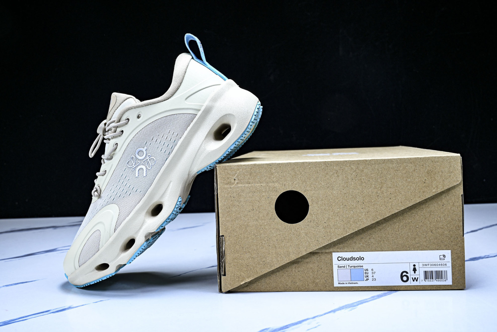 ON昂跑 尺码:36-46纯原版出品-On Running 昂跑男女士x Loewe Cloudsolo