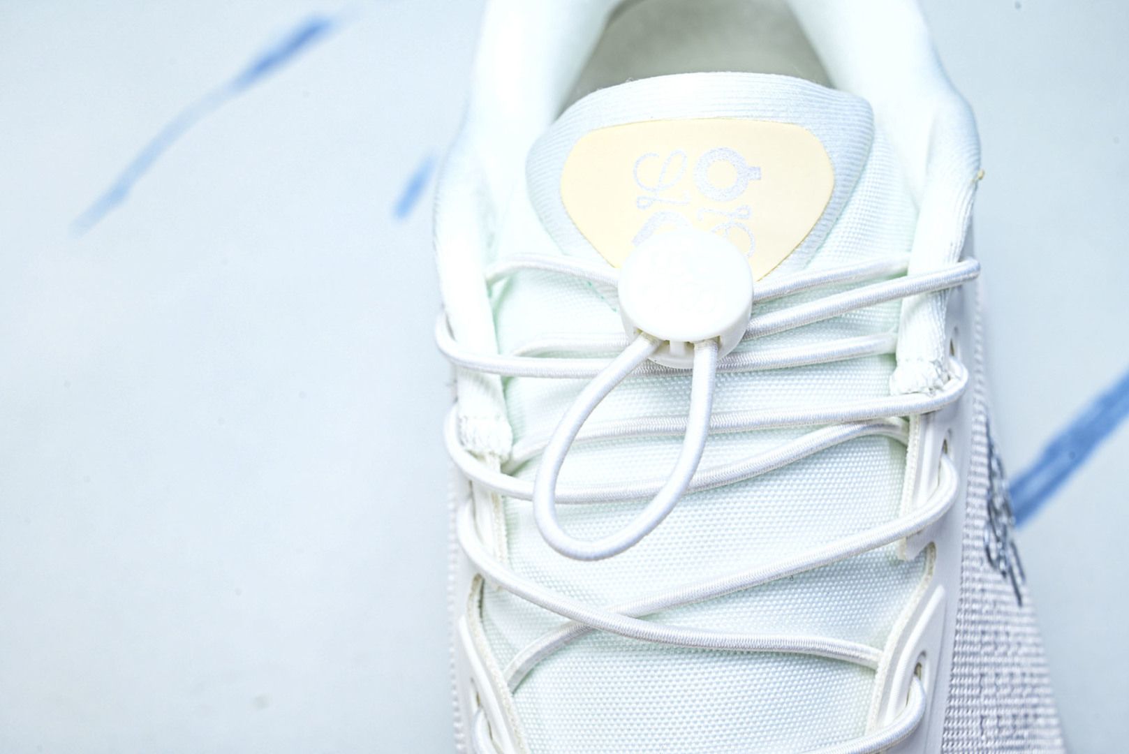 ON昂跑 尺码:36-46纯原版出品-On Running 昂跑男女士x Loewe Cloudsolo